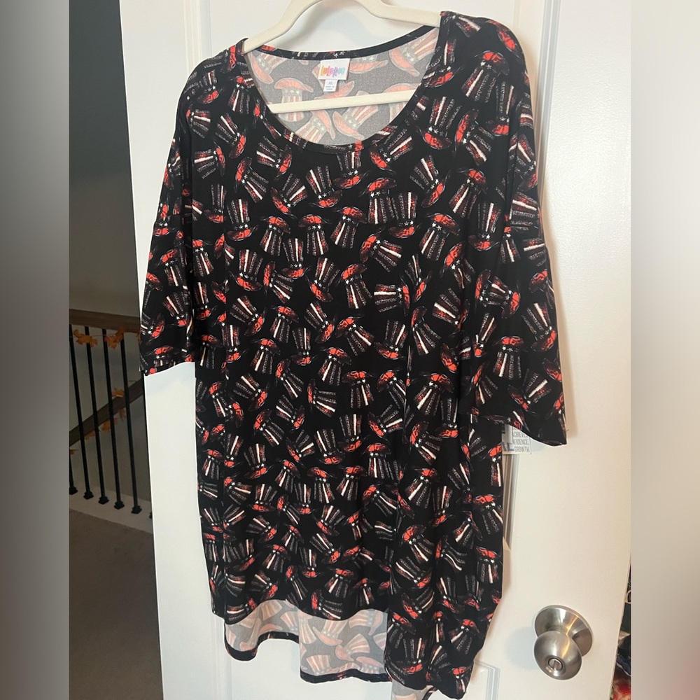 NWT XL Lularoe Irma Patriotic